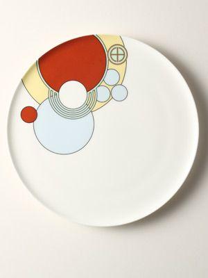 Frank Lloyd Wright's signature designs appeared on Cabaret dinnerware 
