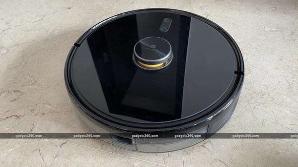 Realme TechLife Robot Vacuum Cleaner Review: A clean home is a smart home