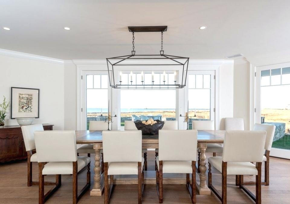 How to Choose the Perfect Modern Chandelier for Your Dining Room 