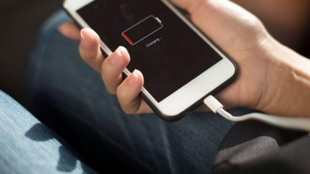 iPhone charging slowly? How to fast charge your iPhone 13