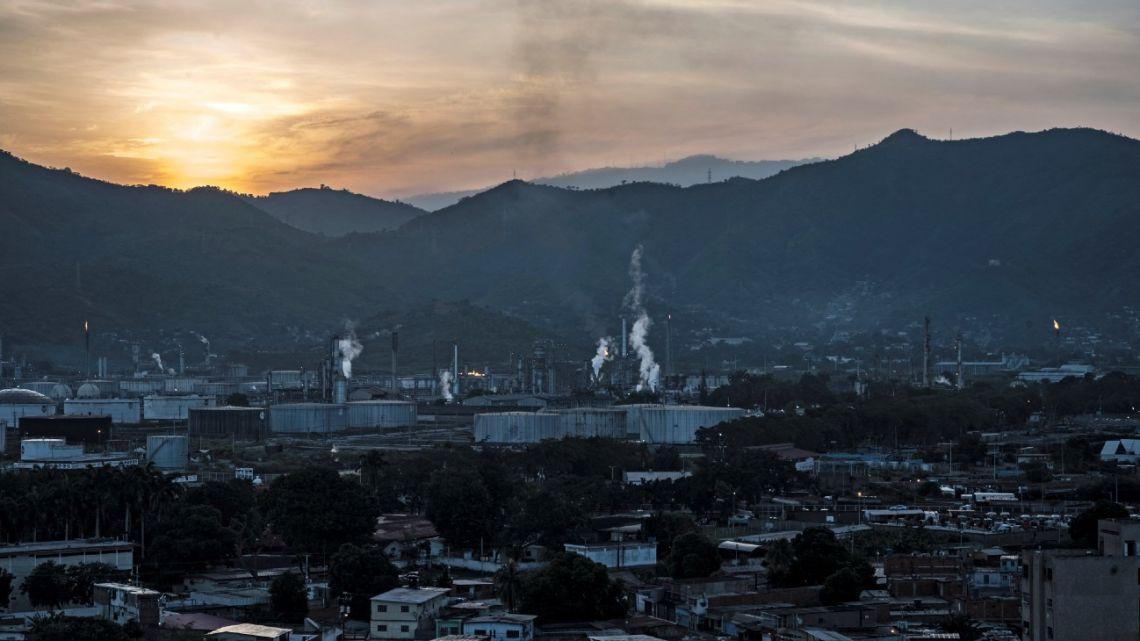 Venezuela: the decline of an oil giant in crisis 