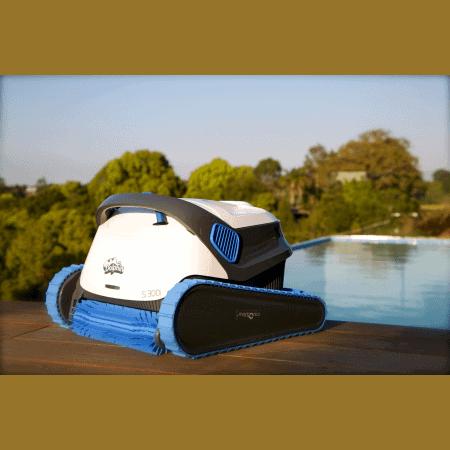 Maytronics Dolphin S300i Robotic Pool Cleaner Review 