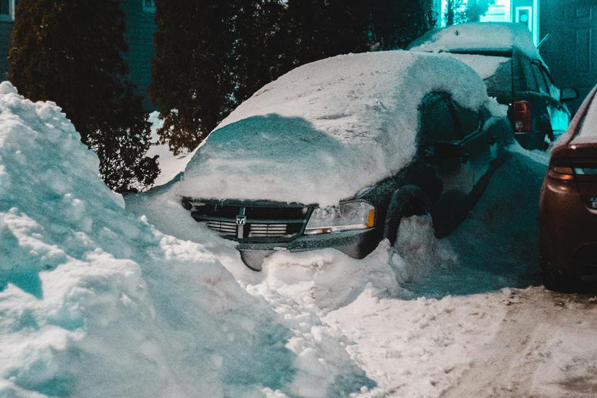 Car covered in ice? Here's how to de-ice your windshield and unfreeze your door locks 