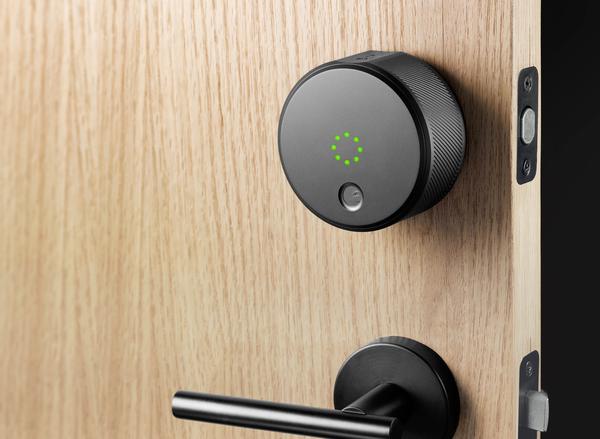 August Smart Lock review: August makes the smart lock mostly simple 
