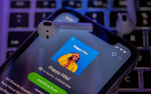 Is Spotify Draining Your iPhone’s Battery, Too?