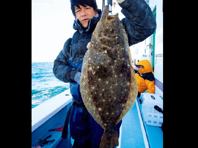 ヒラメ絨毯が広がる鹿島へ！アタリ止まらぬ爆釣劇！！