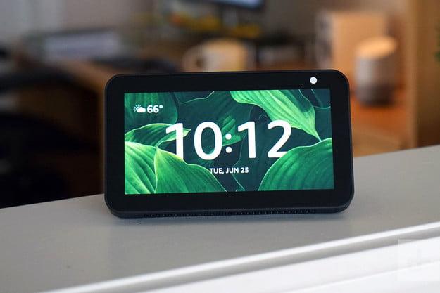 Best Smart Home Deals: Save $30 on Echo Show 5, $12 on LIFX Bulbs and More
