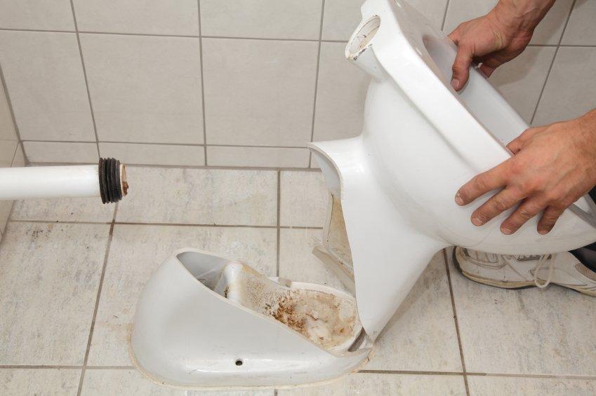 How to Replace a Toilet 