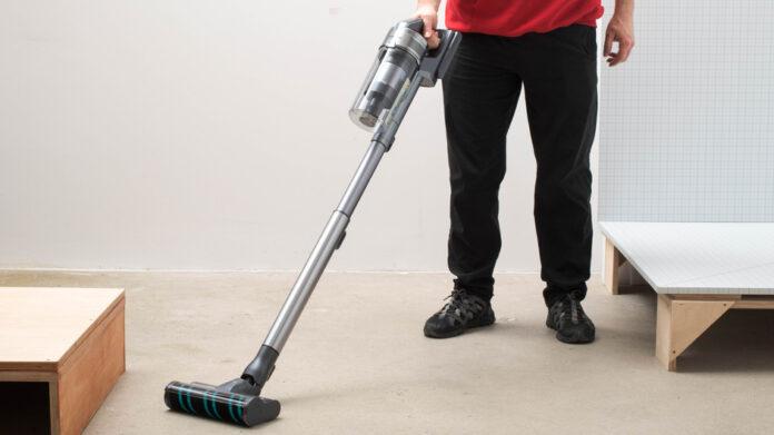Samsung’s Jet 90 Stick Vacuum: Cordless, convenient office cleaning
