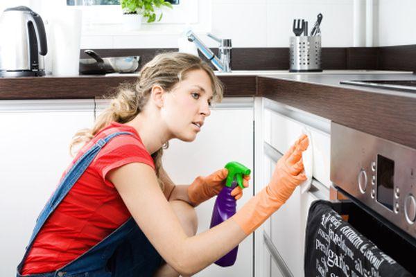 8 Tips for Keeping Your Kitchen Clean as You Cook 