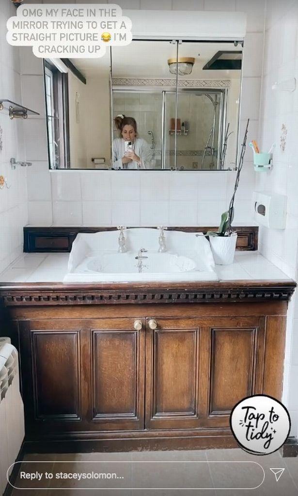 Stacey Solomon reveals unusual DIY hack for dazzling bathroom transformation