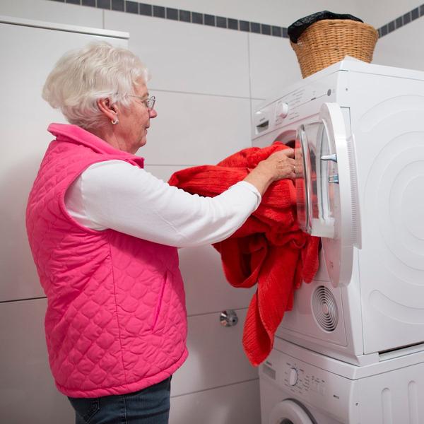 Put your washing machine on at certain times to cut down on energy usage says experts 