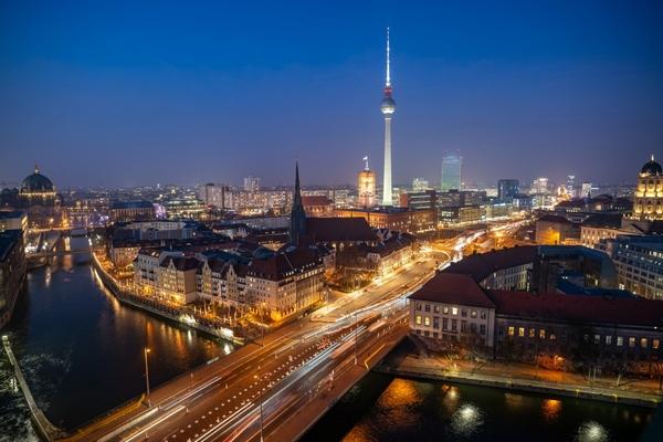 Berlin paves way for zero-emission bus fleet by 2030