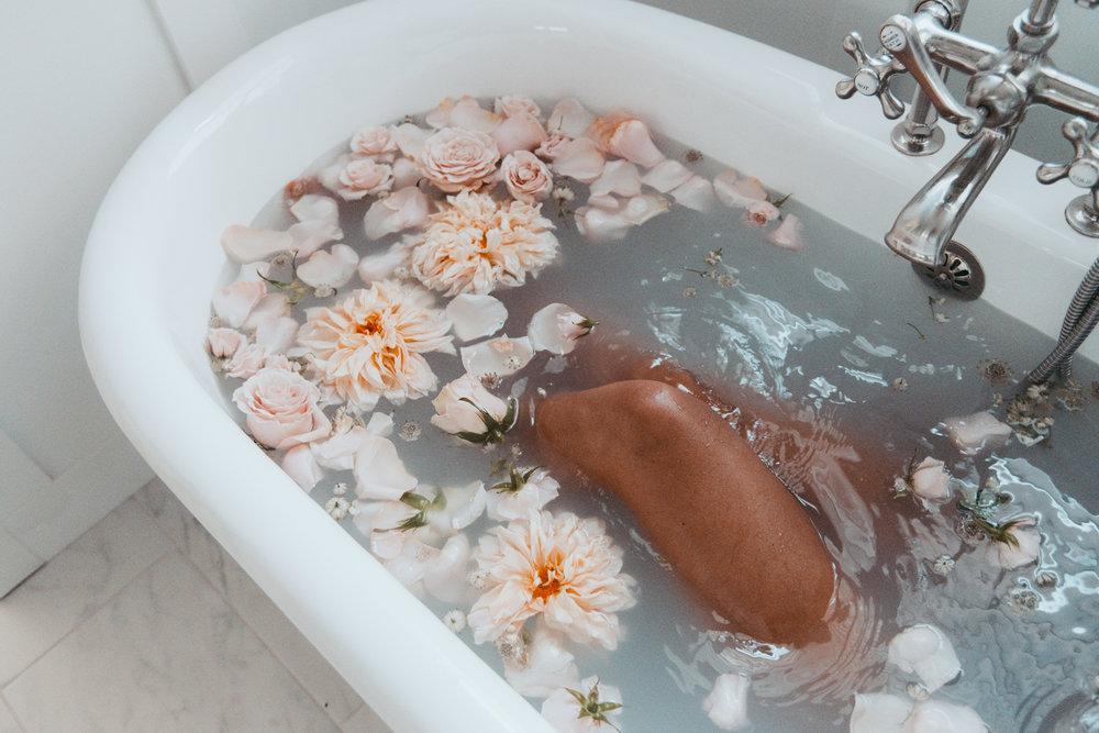 What Spiritual Baths Mean for Black Wellness 