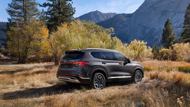 The 2022 Hyundai Santa Fe Hybrid gives you space, versatility, AWD and excellent fuel economy - MarketWatch MarketWatch Site Logo MarketWatch logo 