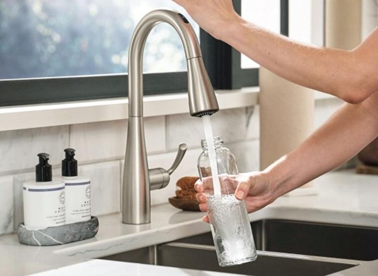 Hands off: Moen’s new smart faucet doesn’t even need a handle 