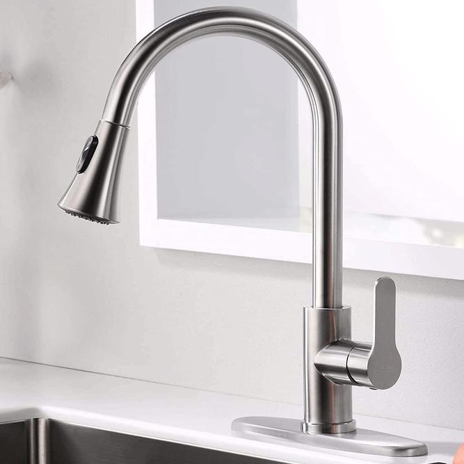 The Best Kitchen Faucets With Pull Down Sprayers to Make Washing Up Easier 