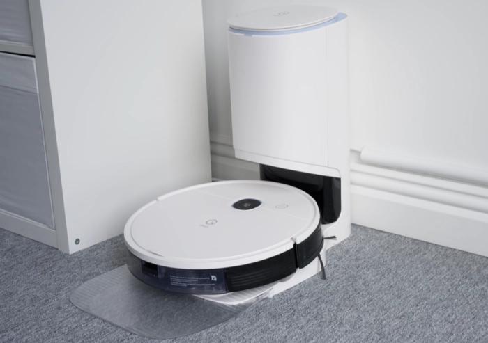 yeedi affordable robot vacuum cleaner can work autonomously for up to 30 days
