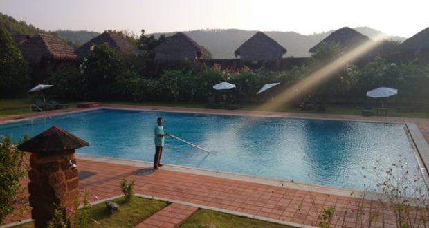 Pool Cleaning Basics: How To Properly Clean A Swimming Pool Pool Cleaning Basics: How To Properly Clean A Swimming Pool 