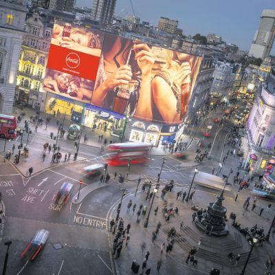 Goodbye Piccadilly: A short history of the Piccadilly Circus advertising billboards 