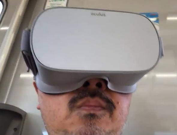 電車で（Oculus）Goやってみた：新連載「Oculus Go! Go! Go!」