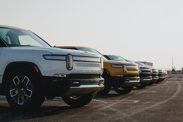 Rivian、電気自動車の効率化、性能向上、改良のための推奨クラウドプロバイダーとしてAWSを選択 