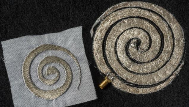 If you use a sewing machine, you can sew in 15 minutes.Wearable electronic circuits are realized by embroidery