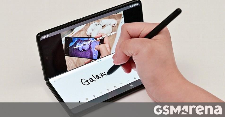 Samsung Galaxy Z Fold 4 May Get a ‘Super UTG’ Display and an Inbuilt S Pen: Report 