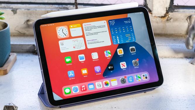 The iPad Air 5 Is Peak Apple - Impressive And Frustrating 