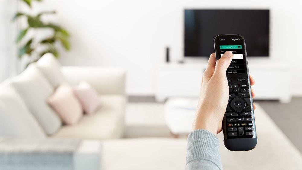 Logitech Harmony Elite review: The top of the line in universal remotes 
