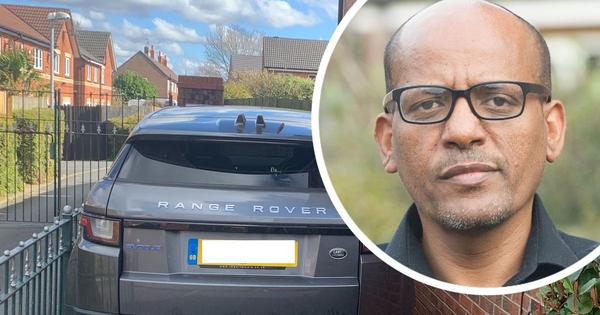 Stranger leaves car on family's driveway near Manchester Airport for DAYS