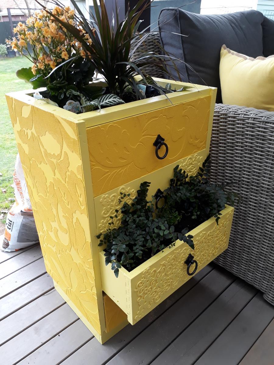 The perks of upcycling: One Kiwi's trash is another's free furniture
