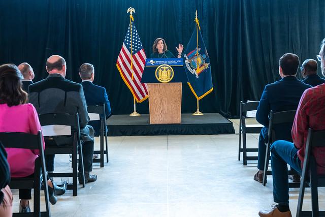 Governor Hochul Announces the Creation of 500 New Jobs at Moog with a  Million Investment in Erie County 