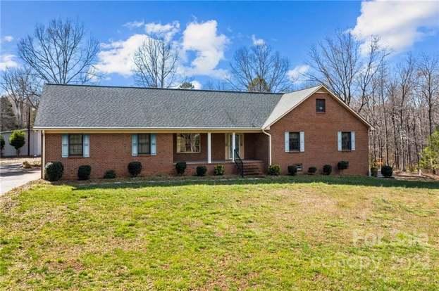Cabarrus County homes for big families