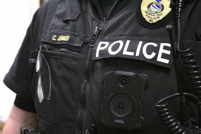 Federal Way police are now wearing body cameras