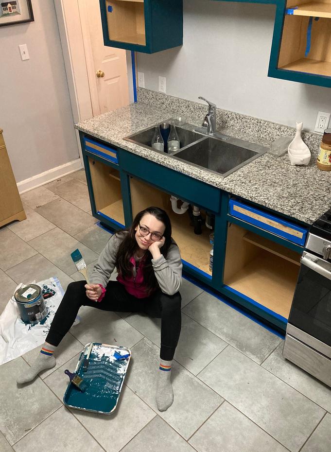Home with Tess: The pain of painting cabinets 