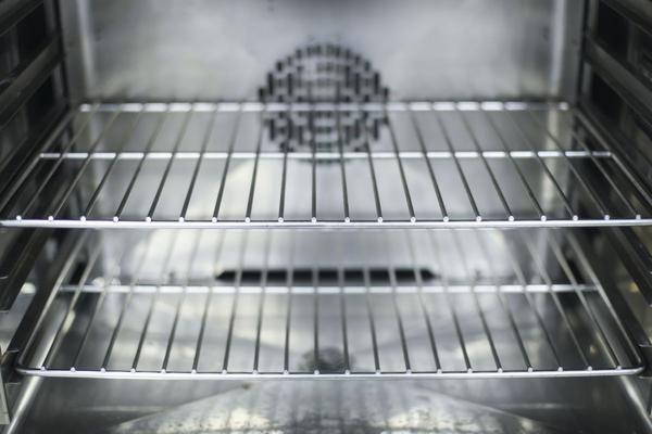 How To: Clean Oven Racks 