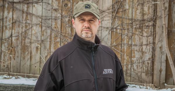 “My phone is ringing non-stop”: How a Ukrainian-Canadian helped raise $3 million to support troops in his home country
