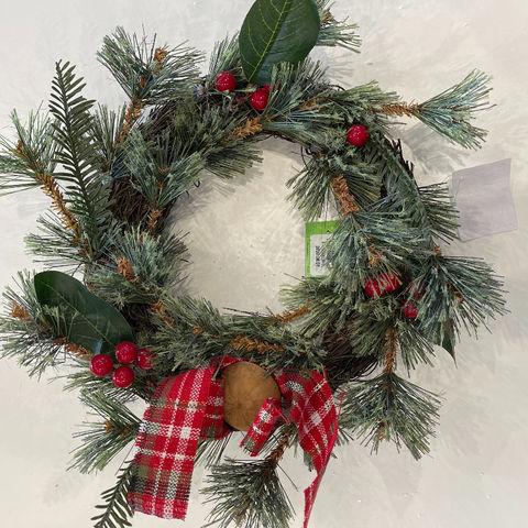 The Best Christmas Wreaths of 2022 