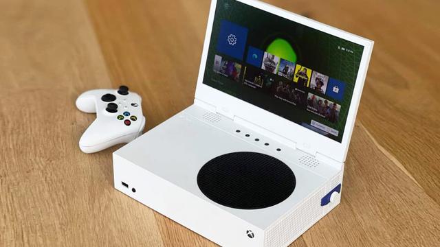UPspec's xScreen Transforms the Xbox Series X Into a Portable Gaming Unit 