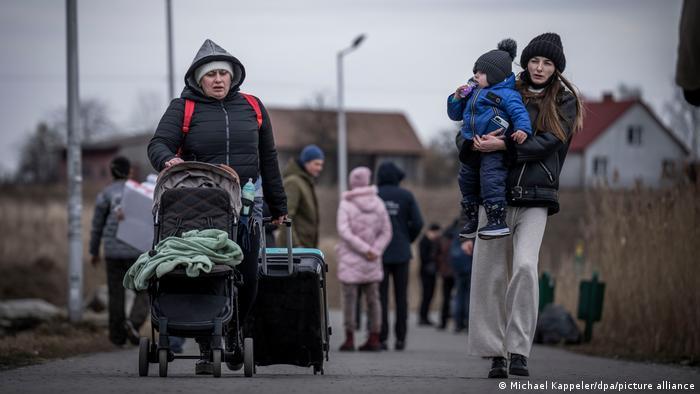 War in Ukraine: I Made the Heartbreaking Journey From Kyiv to the Border. This Is What I Saw 