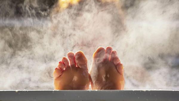 Turn on the immersion: A hot bath could be as good for your health as a long run