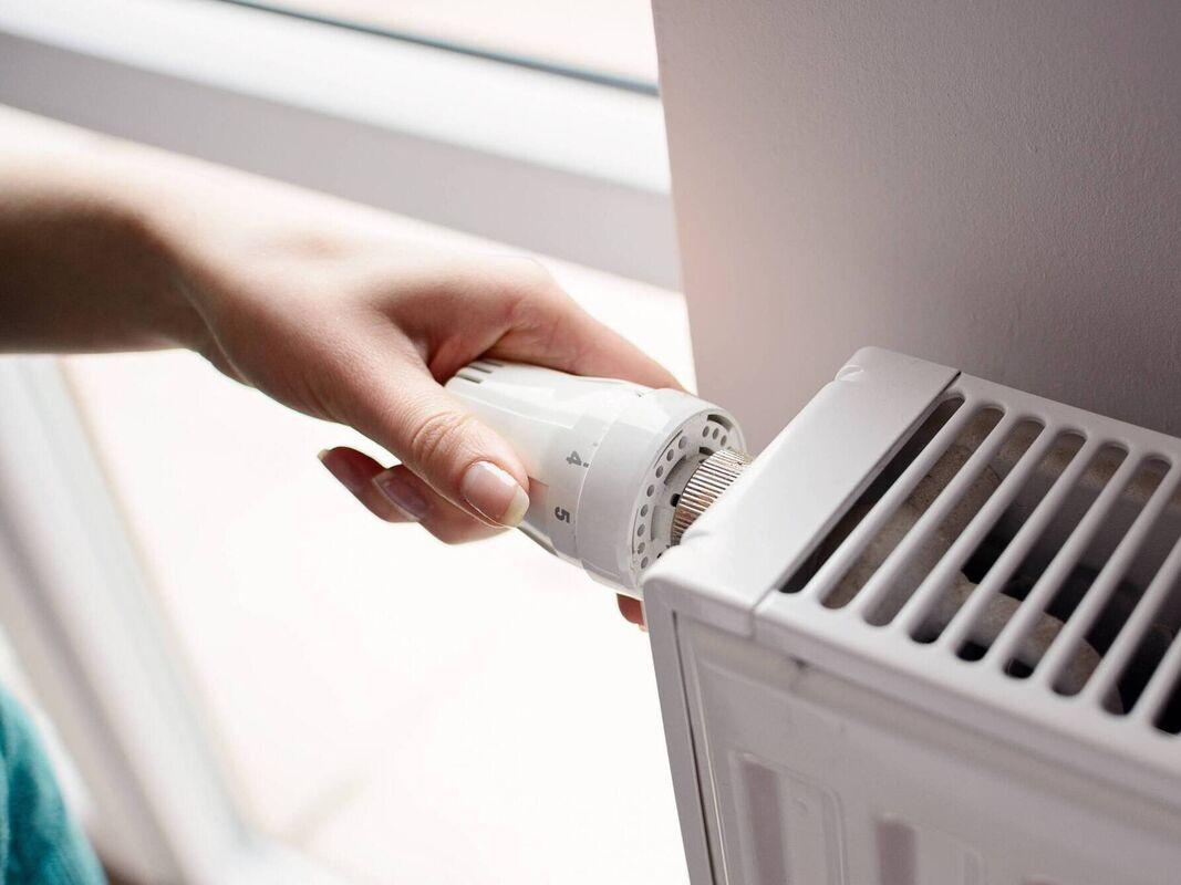 How to save money by preventing heat loss from your home 