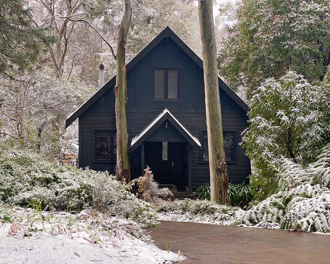 8 Cosy Winter Getaways In NSW To Book In 2022