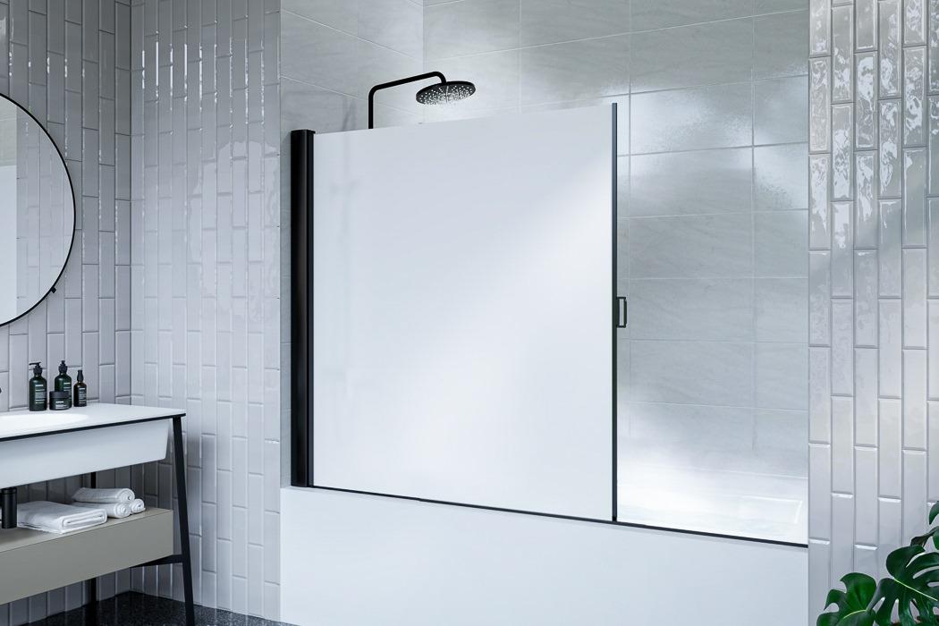 A Retractable Rolling Shower Screen