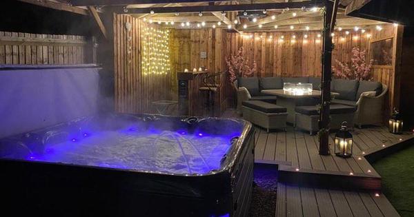 Here's where you can buy a hot tub in Cardiff just in time for autumn