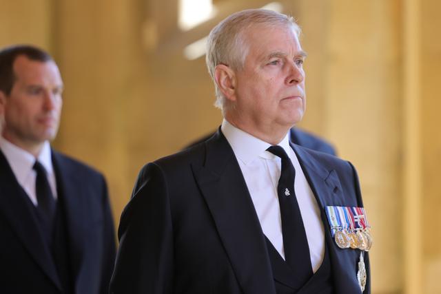 Prince Andrew 'quits prestigious Navy club' after rape claims settlement