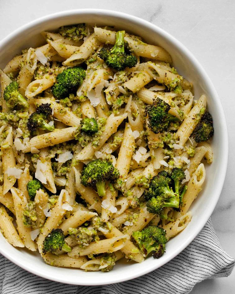 Broccoli Pesto Pasta 