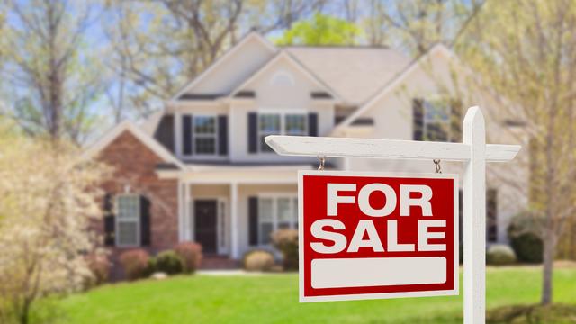Don’t Do These 9 Things if You Want to Buy a House This Year 