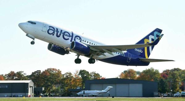 Ride along on Avelo’s inaugural Florida flight from Tweed New Haven 